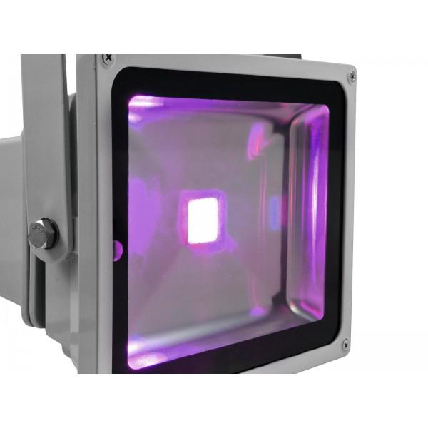 EUROLITE LED IP FL-30 COB RGB 120┬░ - EUROLITE LED IP FL-30 COB RGB 120┬░