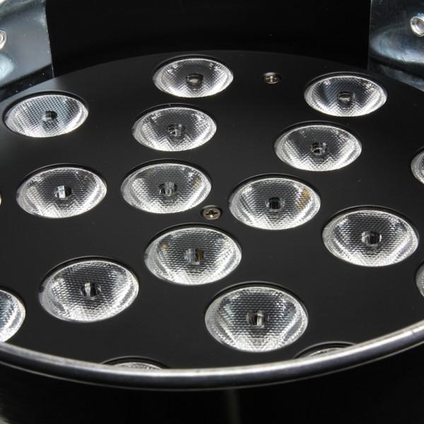 Cameo Led PAR 64 CAN - 18 x 3 W - Silver - Cameo Led PAR 64 CAN - 18 x 3 W - Silver