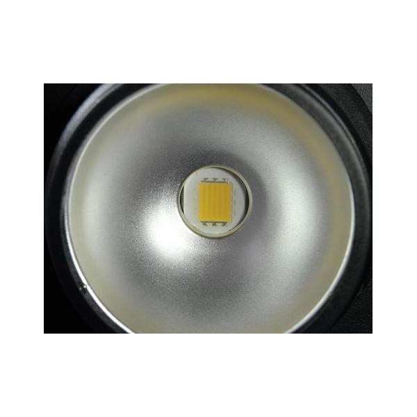 EUROLITE Audience Blinder 2x100W LED COB 3200K - EUROLITE Audience Blinder 2x100W LED COB 3200K